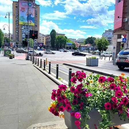 Traditional Romanian Apartments Bucureşti Exterior foto