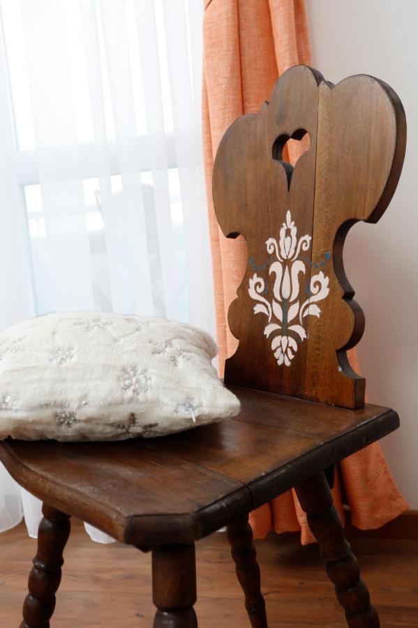Apartament Traditional Romanian Bucureşti
