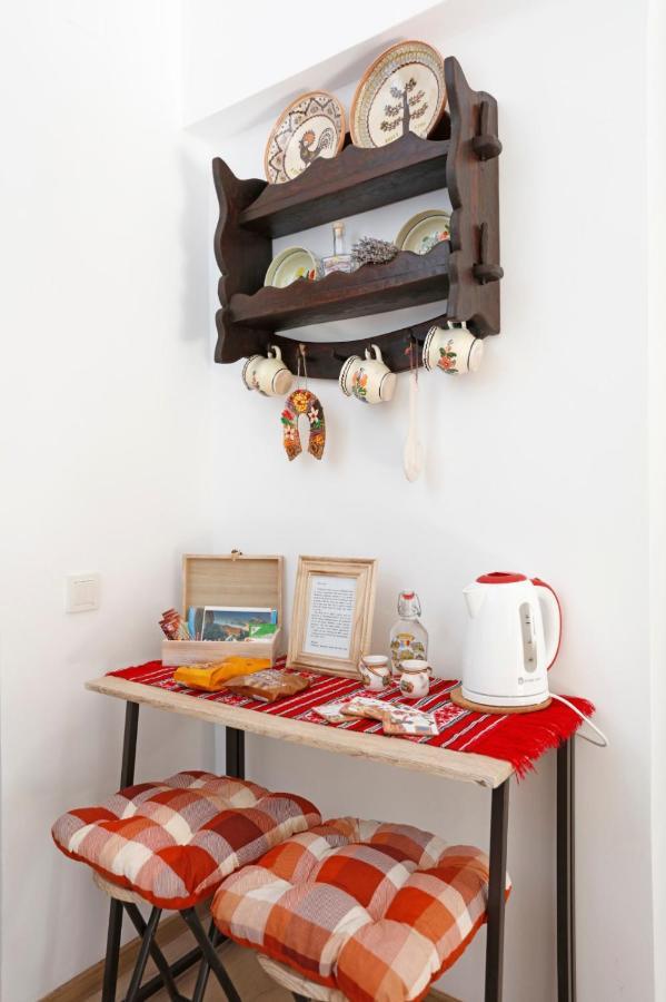 Appartement Traditional Romanian